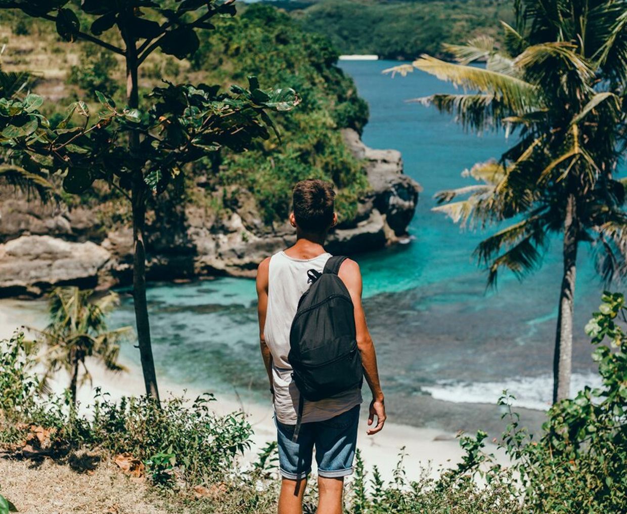 Why-People-Go-to-the-Bahamas-for-Ibogaine